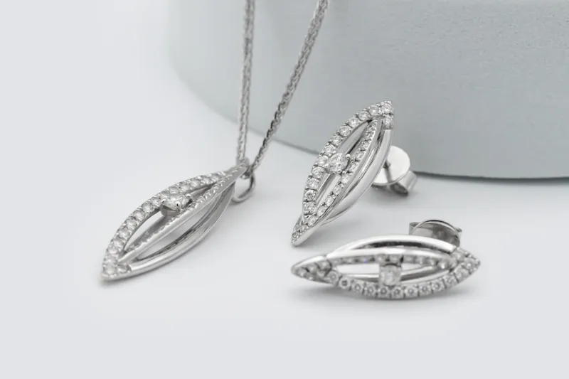 9ct White Gold Diamond Jewellery Set – 0.75ct Necklace & 0.50ct Earrings