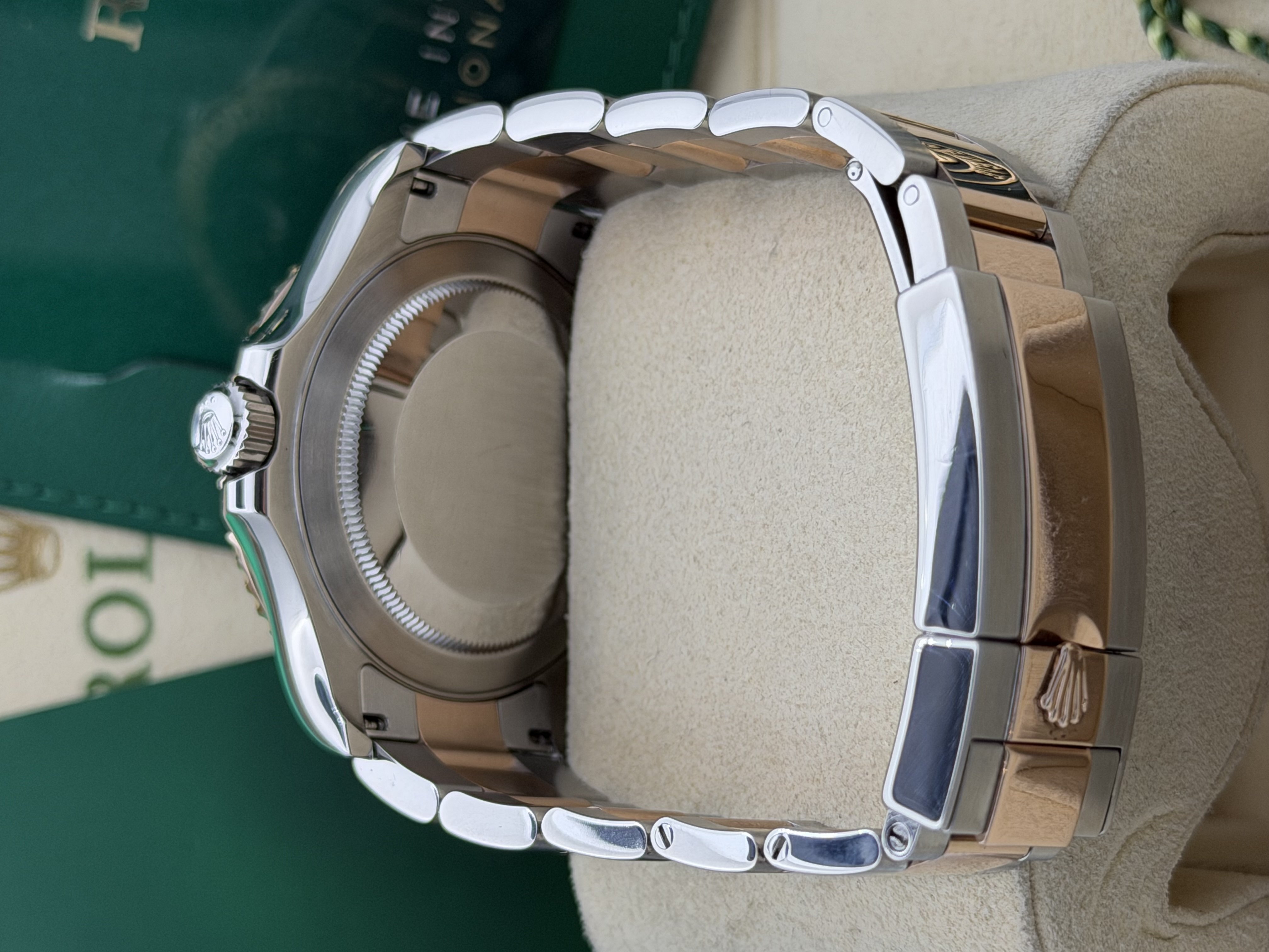 Rolex Yachtmaster 40mm 126621 charcoal dial, everose bi metal oyster 2021