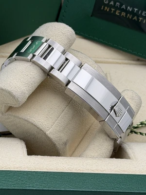 Rolex Yachtmaster 40mm 126622 rhodium dial, oyster bracelet, 2025