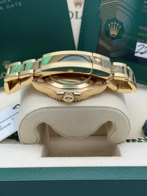 Rolex Submariner Date 41mm 126618LB yellow gold bluesy, oyster bracelet 2022