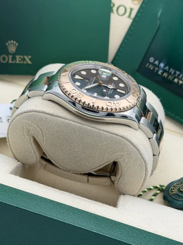 Rolex Yachtmaster 40mm 126621 charcoal dial, everose bi metal oyster 2021