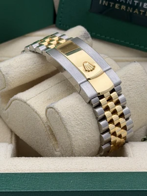 Rolex Datejust 36mm bi metal Wimbledon jubilee bracelet 126233 2022