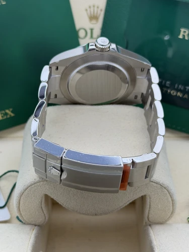 Rolex Airking 40mm 126900, oyster bracelet, 2024 unworn
