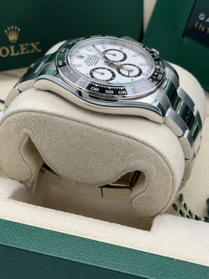 Rolex Daytona 40mm 126500LN panda dial, black bezel, stainless steel oyster bracelet 2024