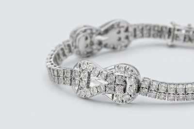 9ct White Gold Diamond Bow Bracelet 3.00ct