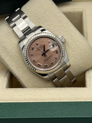 Rolex Datejust 26mm pink roman dial white gold fluted bezel 179174 (2005)
