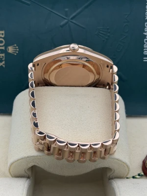 Rolex Day Date2 41mm, 218235, rose gold, sundust dia dial, president 2014