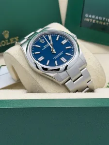 Rolex Oyster Perpetual 41mm med blue dial  134300 2025 unworn