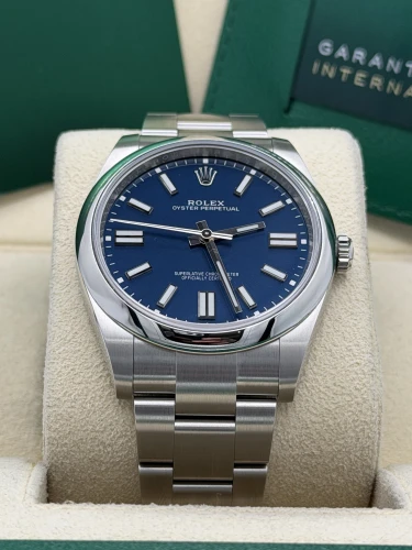 Rolex Oyster Perpetual 41mm 124300 blue dial, oyster bracelet, 2023 unworn