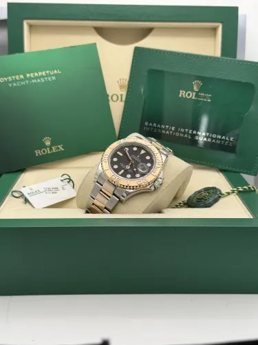 Rolex Yachtmaster 40mm 126621 charcoal dial, everose bi metal oyster 2021