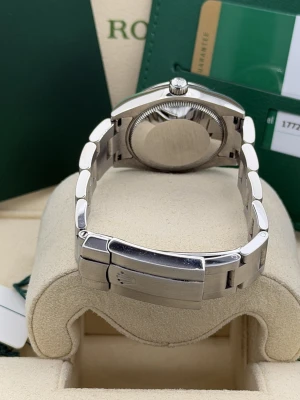 Rolex Oyster Perpetual 31mm oyster bracelet black baton dial 177200 (2019)