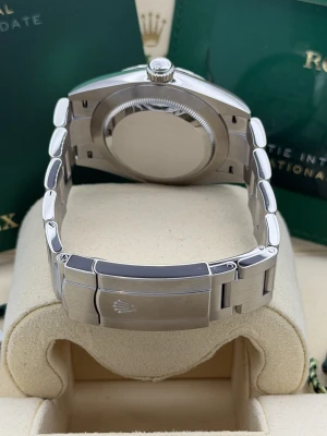 Rolex Oyster Perpetual 41mm 134000 Candy Pink oyster bracelet 2026 unworn