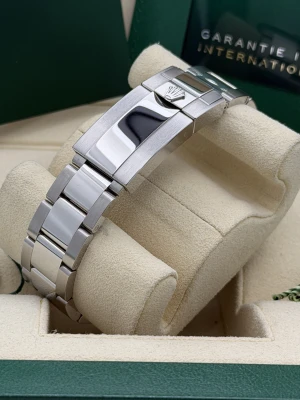 Rolex Daytona 40mm 126500LN white dial Panda oyster bracelet 2025 unworn