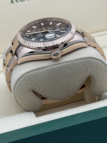 Rolex Sky-Dweller 326935 everose gold, chocolate dial, oyster, 2021