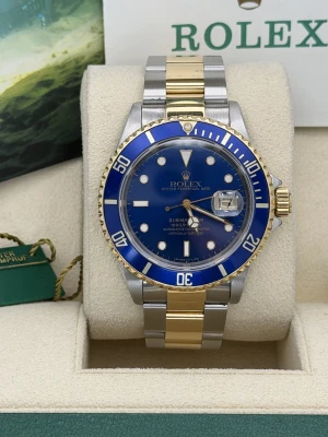 Rolex Submariner Date 40mm Stainless Steel & Yellow Gold 16613LB 1992