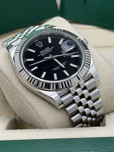 Rolex Datejust 41mm 126334 black baton dial, fluted bezel, jubilee, 2022