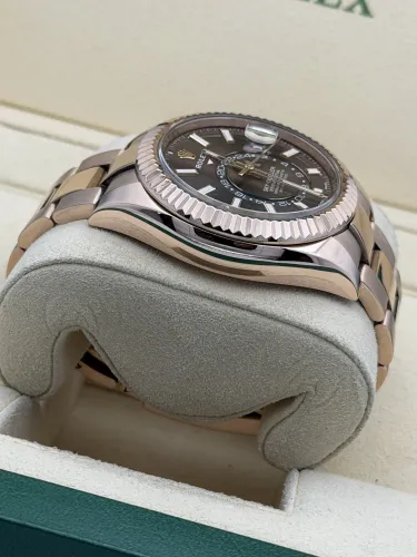 Rolex Sky-Dweller 326935 everose gold, chocolate dial, oyster, 2021