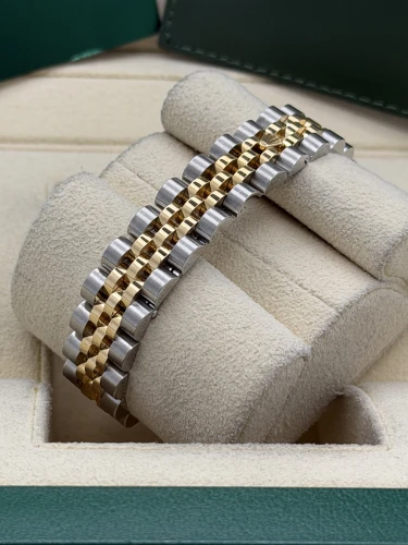 Rolex Datejust 26mm 179173 bi metal fluted bezel, champ dia dial, jubilee, 2008