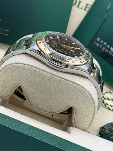 Rolex Daytona 40mm, , 116503 yellow gold bi metal black baton dial, oyster bracelet, 2023