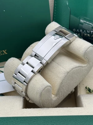 Rolex Sky-Dweller 42mm blue dial oyster bracelet 326934 2020