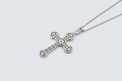 9ct White Gold Diamond Cross Pendant Necklace 2.64ct
