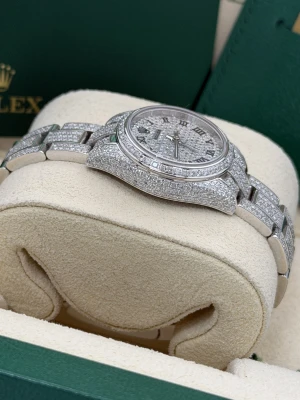 Rolex Oyster Perpetual 26mm Stainless Steel Diamond Set 176200 (2018)