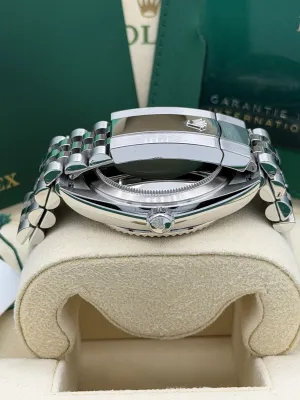 Rolex Sky-Dweller 42mm, 336934, mint green dial, white gold fluted bezel, stainless steel jubilee bracelet.2026 unworn