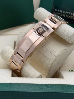 Rolex GMT Master 2 40mm 126715CHNR full eve rose gold Rootbeer 2024