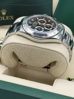 Rolex Daytona 40mm 116520 black dial stainless steel bezel and oyster bracelet 2014