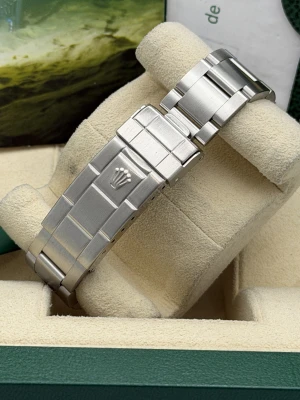 Rolex Submariner Date 40mm Stainless Steel Oyster Bracelet 16610 2006