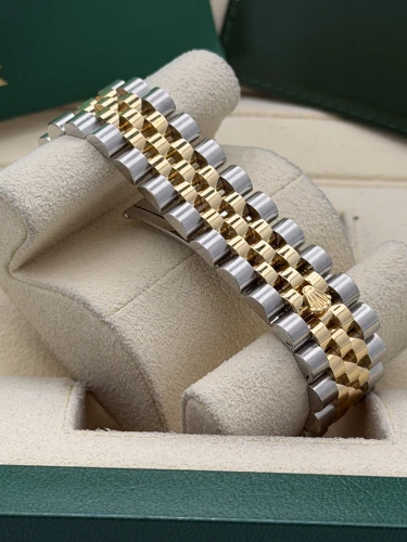 Rolex Datejust 36mm, 116233, bi metal, Champ baton dial, fluted, jubilee, 2011