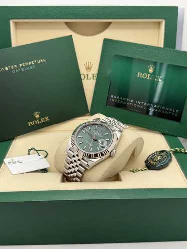 Rolex Datejust 4mm 126334 mint green dial, fluted, jubilee, 2026 unworn