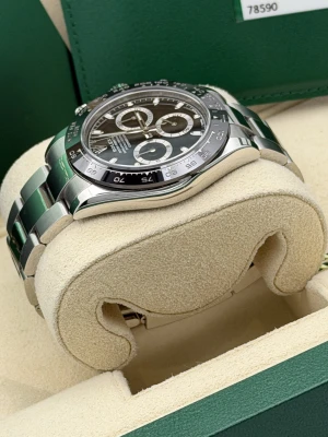 Rolex Daytona 40 116500LN black dial and ceramic bezel, stainless steel oyster bracelet, 2018