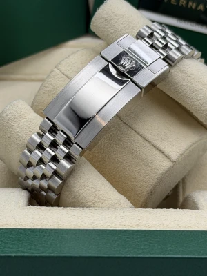 Rolex GMT Master 2 40mm 126710GRNR Bruce Wayne, jubilee bracelet 2024