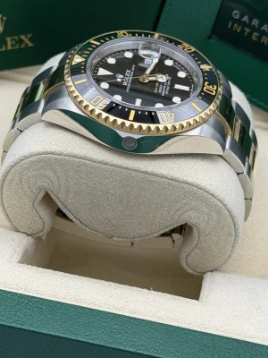 Rolex Sea-Dweller 43mm bi metal oyster bracelet 126603 (2023)