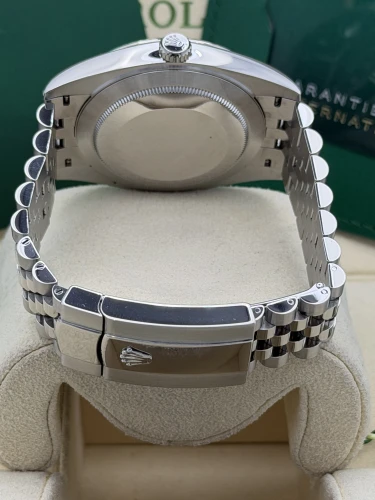 Rolex Datejust 41mm 126334 black baton dial, fluted bezel, jubilee, 2022