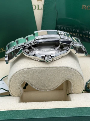 Rolex Yacht-Master 40mm Stainless Steel & Platinum 126622 Blue Dial 2025 Unworn