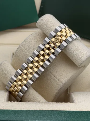 Rolex Datejust 36mm, 116233, bi metal, Champ baton dial, fluted, jubilee, 2011
