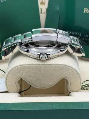 Rolex Yachtmaster 40mm 126622 rhodium dial, oyster bracelet, 2025