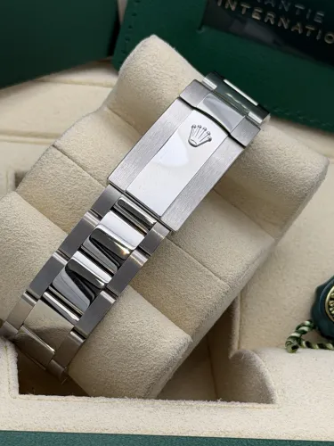 Rolex Datejust 41mm 126300 dial, mint green, smooth bezel, oyster, 2026 unworn
