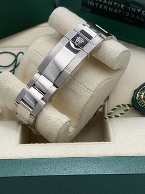 Rolex Daytona 40mm 116509 white gold blue dial 2022