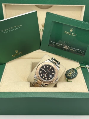 Rolex Yachtmaster 40mm 126621 charcoal dia bi metal oyster bracelet 2022
