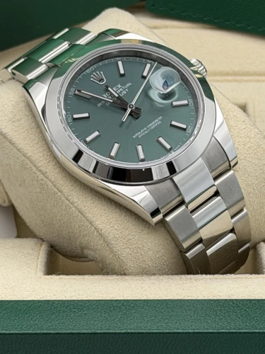 Rolex Datejust 41mm 126300 dial, mint green, smooth bezel, oyster, 2026 unworn