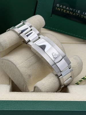 Rolex Datejust 41mm blue baton dial, oyster bracelet 126334 2024