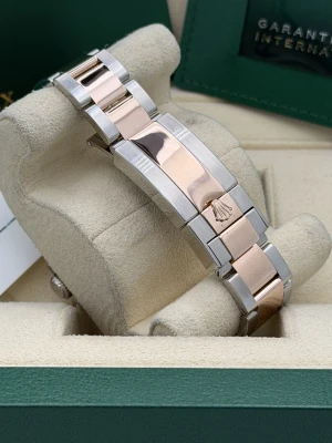 Rolex Yachtmaster 126621 40mm chocolate dial bi metal oyster bracelet 2021