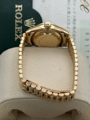 Rolex Datejust 26mm 69178 champagne dia dot dial, yellow gold case, fluted bezel and president bracelet 1996