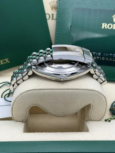 Rolex Datejust 41mm, 126334 Wimbledon dial, fluted, jubilee bracelet 2023