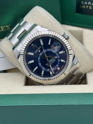Rolex Sky-Dweller 42mm blue dial oyster bracelet 326934 2020
