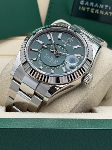 Rolex Sky-Dweller 42mm, 336934 mint green dial, oyster bracelet, 2026 unworn