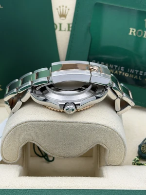 Rolex Yachtmaster 126621 40mm chocolate dial bi metal oyster bracelet 2021